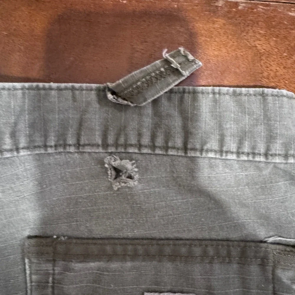 Carhartt Distressed Relaxed Fit Cargo Pants Moss Green 42x30 Mens Workwear *flaw